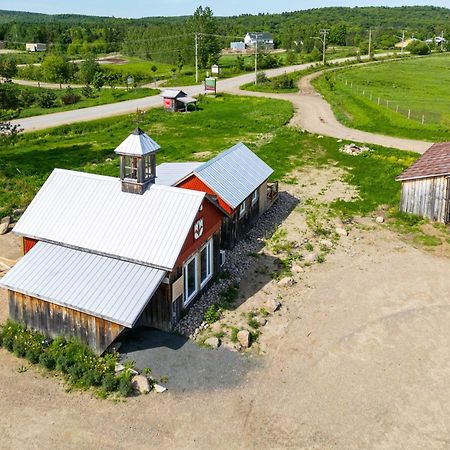 Le Baluchon Eco-Villegiature Saint-Paulin المظهر الخارجي الصورة