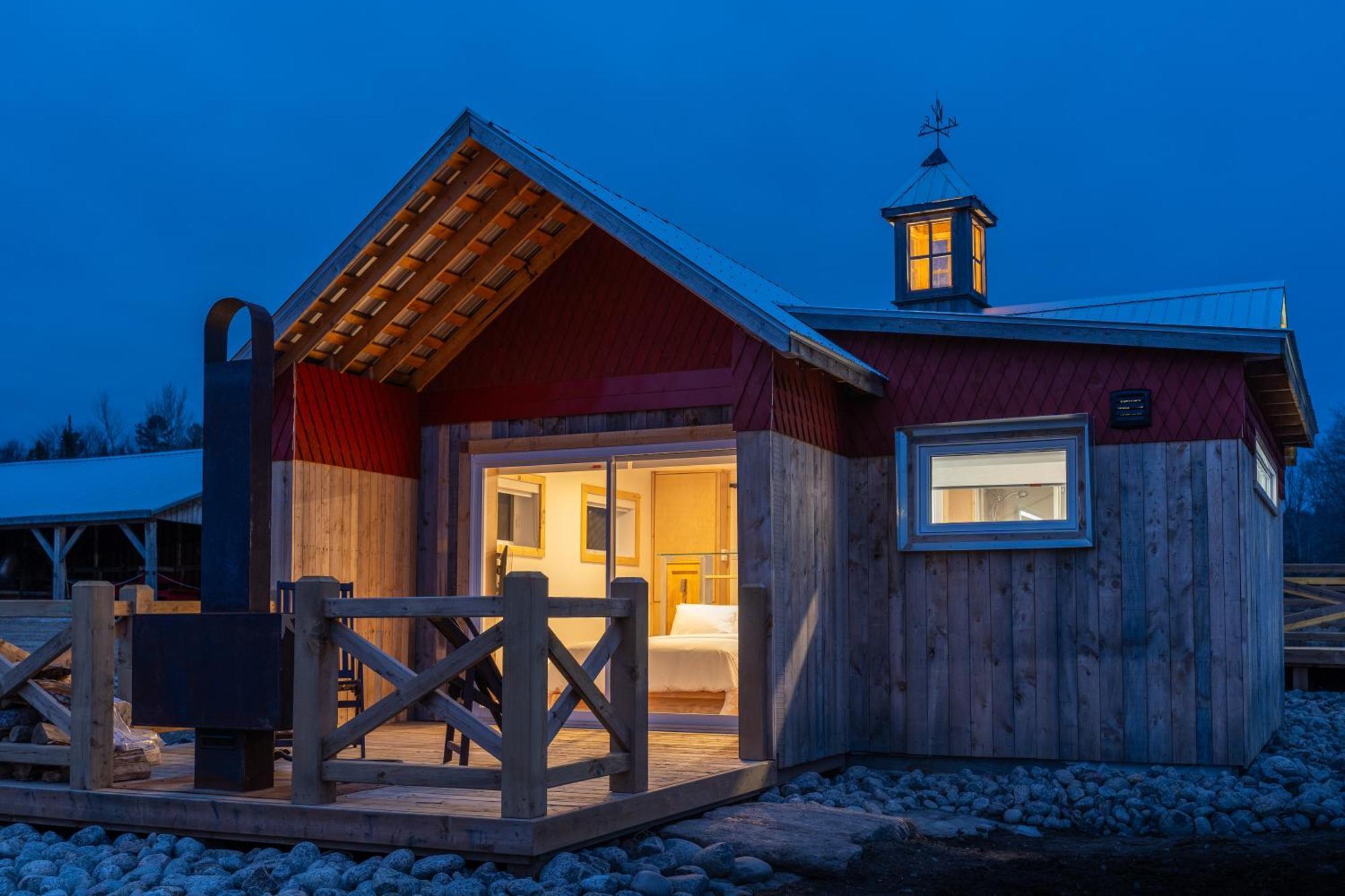 Le Baluchon Eco-Villegiature Saint-Paulin المظهر الخارجي الصورة