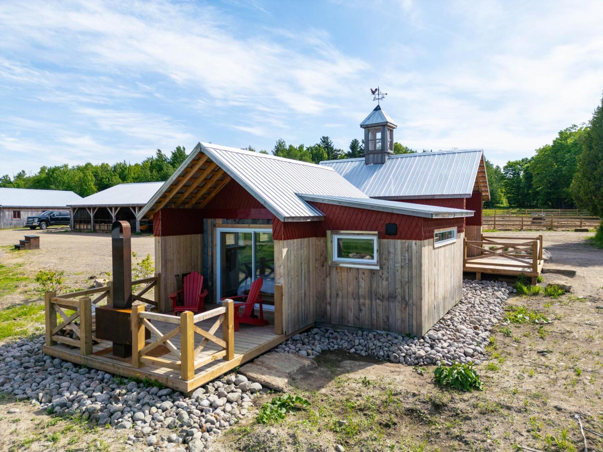 Le Baluchon Eco-Villegiature Saint-Paulin المظهر الخارجي الصورة